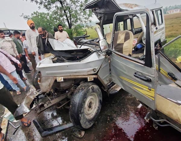 Five people were killed and about nine injured in a terrible road accident at village Khai Feme Ki