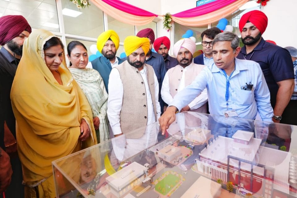 ਮੁੱਖ ਮੰਤਰੀ ਵੱਲੋਂ ਜਲੰਧਰ ਵਾਸੀਆਂ ਨੂੰ 100 ਕਰੋੜ ਰੁਪਏ ਦੇ ਵਿਕਾਸ ਪ੍ਰਾਜੈਕਟਾਂ ਦਾ ਤੋਹਫ਼ਾ