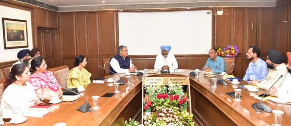 Finance Minister Cheema released the data-based book 'Punjab State at a Glance 2022'