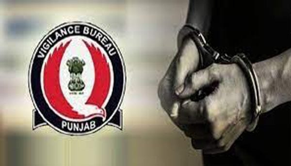 ASI by Vigilance Bureau Caught red-handed taking bribe of Rs 5,000