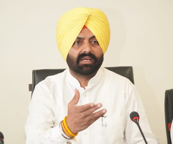 Ticket theft in Delhi Airport-Ludhiana Volvo bus; Laljit Singh Bhullar orders to sack conductor