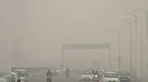 Pollution in Delhi: ਦਿੱਲੀ ਵਿਚ ਚੋਣਵੇਂ ਵਾਹਨਾਂ ਦੀ ਐਂਟਰੀ; 9 ਉਡਾਣਾਂ ਨੂੰ ਜੈਪੁਰ, ਦੇਹਰਾਦੂਨ ਵੱਲ ਮੋੜੀਆਂ