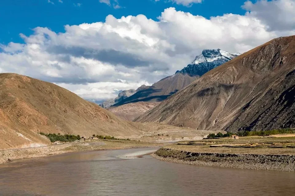 ਚੀਨ ਵੱਲੋਂ ਭਾਰਤੀ ਸਰਹੱਦ ਨੇੜੇ ਬ੍ਰਹਮਪੁੱਤਰ ਉੱਤੇ ਡੈਮ ਬਣਾਉਣ ਨੂੰ ਮਨਜ਼ੂਰੀ