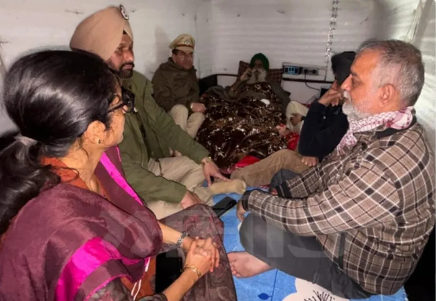 ਕਿਸਾਨ ਆਗੂ ਡੱਲੇਵਾਲ ਵੱਲੋਂ ਗਲੂਕੋਜ਼ ਲੈਣ ਨਾਂਹ ਕਰਨ ’ਤੇ ਪ੍ਰਸ਼ਾਸਨ ਨੂੰ ਹੱਥਾਂ ਪੈਰਾਂ ਦੀ ਪਈ