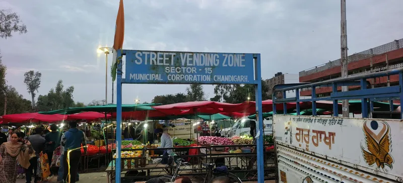 ਸਟਰੀਟ ਵੈਂਡਰਾਂ ਦੇ ਲਾਇਸੈਂਸ ਰੱਦ ਕਰਨ ਦਾ ਵਿਰੋਧ