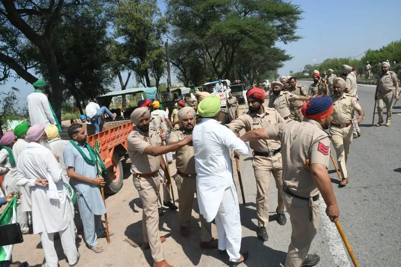 ਪੰਜਾਬ ਪੁਲੀਸ ਵੱਲੋਂ 450 ਹੋਰ ਕਿਸਾਨਾਂ ਨੂੰ ਰਿਹਾਅ ਕਰਨ ਦਾ ਐਲਾਨ