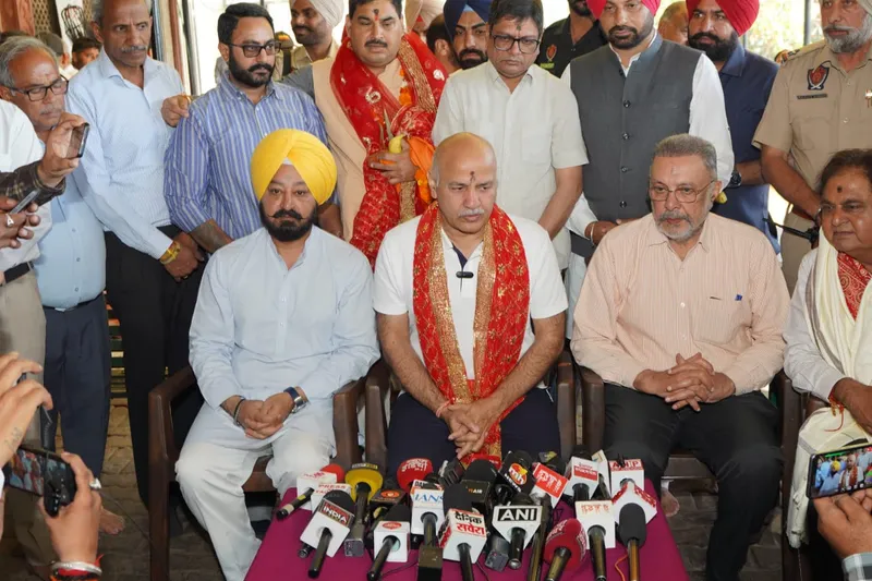 ਮਾਂ ਕਾਲੀ ਦੇ ਆਸ਼ੀਰਵਾਦ ਨਾਲ ਪੰਜਾਬ ਨਸ਼ਿਆਂ ਦੇ ਦਾਨਵ ਨੂੰ ਹਰਾਂਵੇਗਾ: ਸਿਸੋਦੀਆ