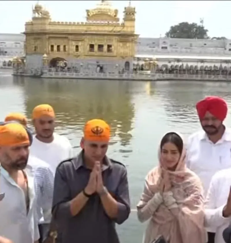 ਫ਼ਿਲਮ ‘ਕੇਸਰੀ 2’ ਦੀ ਟੀਮ ਸ੍ਰੀ ਹਰਿਮੰਦਰ ਸਾਹਿਬ ਨਤਮਸਤਕ