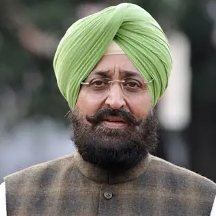 ਹਾਈ ਕੋਰਟ ਵੱਲੋਂ ਪ੍ਰਤਾਪ ਬਾਜਵਾ ਨੂੰ ਵੱਡੀ ਰਾਹਤ, 22 ਅਪਰੈਲ ਤੱਕ ਗ੍ਰਿਫ਼ਤਾਰੀ ’ਤੇ ਰੋਕ ਲਾਈ