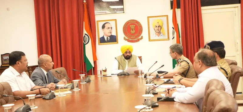 ਜੰਮੂ ਕਸ਼ਮੀਰ ਵਿੱਚ ਫਸੇ ਪੰਜਾਬੀਆਂ ਨੂੰ ਸਹੀ ਸਲਾਮਤ ਵਾਪਸ ਲਿਆਵੇਗੀ ਸਰਕਾਰ: ਭਗਵੰਤ ਮਾਨ