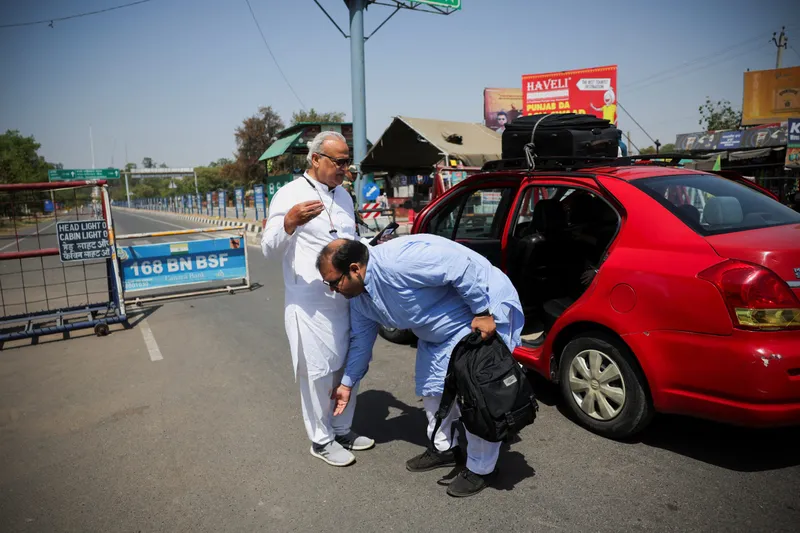 ਪਹਿਲਗਾਮ ਅਤਿਵਾਦੀ ਹਮਲੇ ਤੋਂ ਬਾਅਦ 1,000 ਤੋਂ ਵੱਧ ਭਾਰਤੀਆਂ ਨੇ ਛੱਡਿਆ ਪਾਕਿਸਤਾਨ