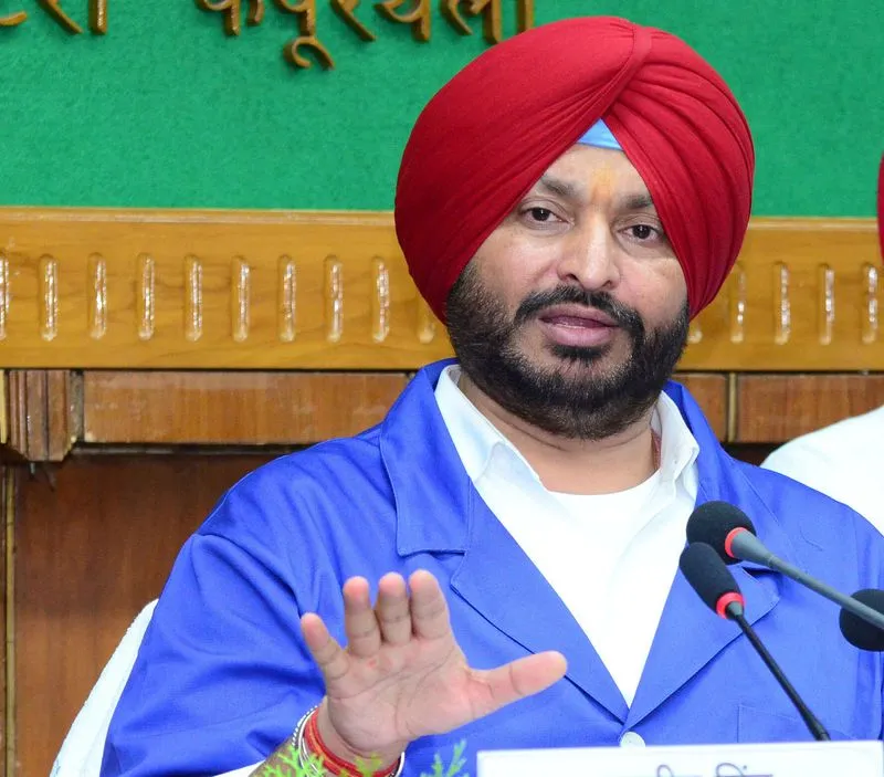 ਅਦਾਲਤ ਨੇ ਰਵਨੀਤ ਬਿੱਟੂ ਨੂੰ ਡਾ. ਬਲਬੀਰ ਵਿਰੁੱਧ ਮਾਣਹਾਨੀ ਵਾਲੇ ਬਿਆਨ ਜਾਰੀ ਕਰਨ ਤੋਂ ਰੋਕਿਆ