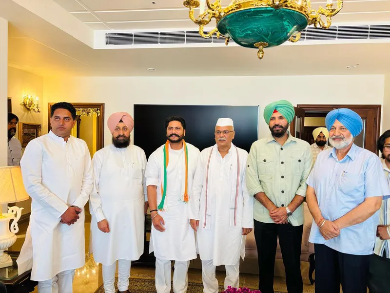 ਸਾਬਕਾ ਵਿਧਾਇਕ ਗੋਲਡੀ ਨੇ ਮੁੜ ਕਾਂਗਰਸ ਦਾ ਹੱਥ ਫੜ੍ਹਿਆ