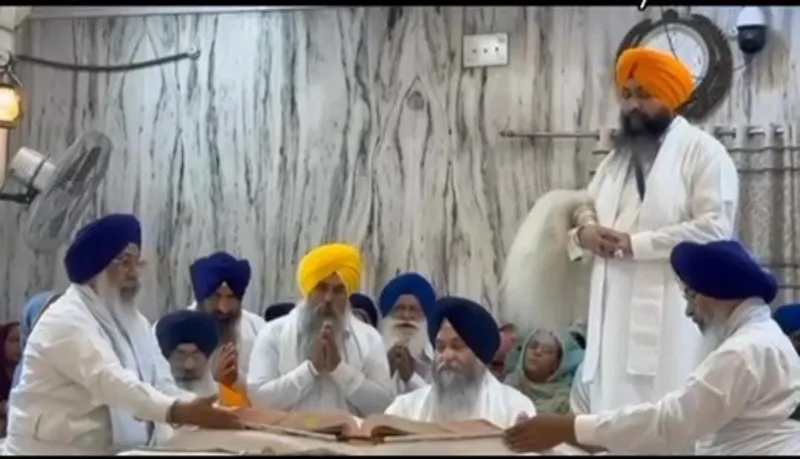ਪੰਚਮੀ ਮੌਕੇ ਗੁਰਦੁਆਰਾ ਦੂਖ ਨਿਵਾਰਨ ਸਾਹਿਬ ਵਿਖੇ ਨਤਮਸਤਕ ਹੋਣ ਪੁੱਜੀਆਂ ਸੰਗਤਾਂ