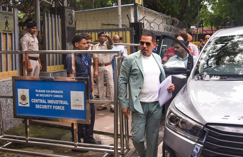 ਸ਼ਿਕੋਹਪੁਰ ਜ਼ਮੀਨ ਸੌਦਾ ਕੇਸ: ਈਡੀ ਵੱਲੋਂ ਰੌਬਰਟ ਵਾਡਰਾ ਤੇ ਹੋਰਨਾਂ ਖਿਲਾਫ਼ ਚਾਰਜਸ਼ੀਟ ਦਾਇਰ