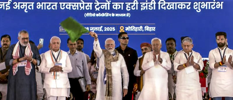 ਬਿਹਾਰ ’ਚ ਆਰਜੇਡੀ-ਕਾਂਗਰਸ ਦੀ ਸਰਕਾਰ ਵੇਲੇ ਵਿਕਾਸ ਕੋਹਾਂ ਦੂਰ ਸੀ: ਮੋਦੀ