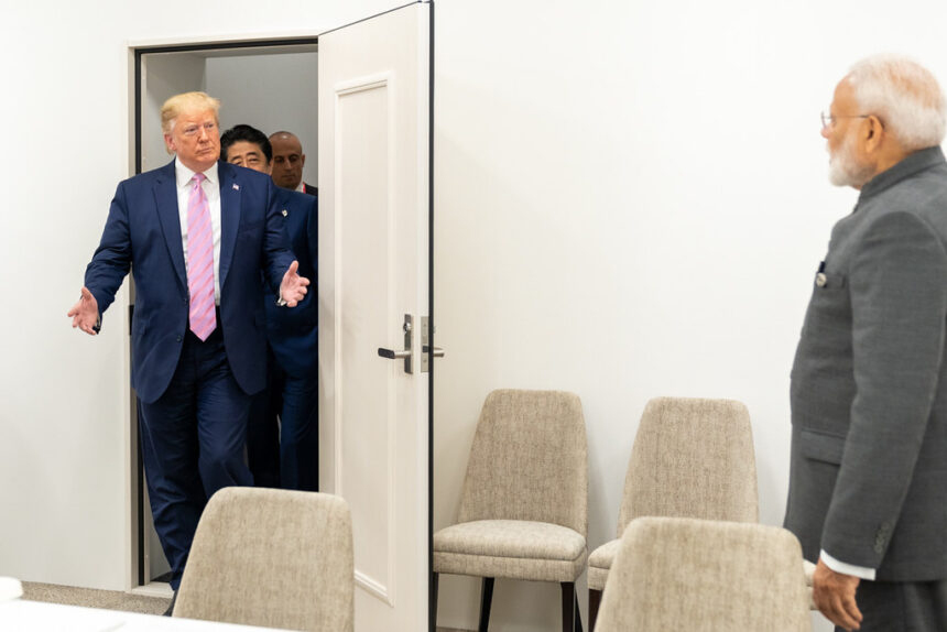 ਟਰੰਪ ਨੇ ਰੂਸੀ ਤੇਲ ਸਬੰਧਾਂ ਨੂੰ ਲੈ ਕੇ ਭਾਰਤ 'ਤੇ 25% ਟੈਰਿਫ ਅਤੇ ਜੁਰਮਾਨਾ ਲਗਾਇਆ