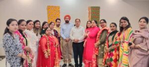 ‘ਥੋੜਾ ਸਾ ਆਸਮਾਨ’ ਐਨਜੀਓ ਨੇ ਮਨਾਈਆਂ ਤੀਆਂ