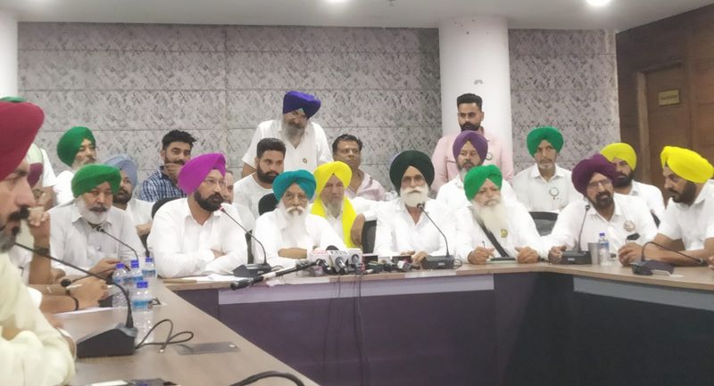 ਸੰਯੁਕਤ ਕਿਸਾਨ ਮੋਰਚੇ ਵੱਲੋਂ ਲੈਂਡ ਪੂਲਿੰਗ ਨੀਤੀ ਦਾ ਨੋਟੀਫਿਕੇਸ਼ਨ ਰੱਦ ਹੋਣ ਤੱਕ ਸੰਘਰਸ਼ ਜਾਰੀ ਰੱਖਣ ਦਾ ਐਲਾਨ