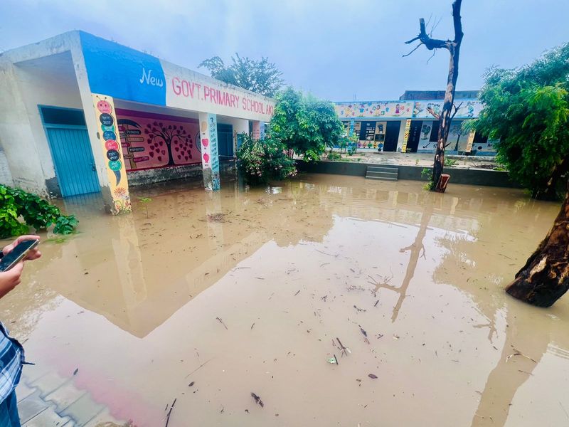 ਮਾਨਸਾ ਜ਼ਿਲ੍ਹੇ ਦੇ ਦਰਜਨਾਂ ਸਕੂਲਾਂ ਵਿੱਚ ਪਾਣੀ ਭਰਿਆ; ਕਈ ਥਾਵਾਂ 'ਤੇ ਆਇਆ ਕਰੰਟ, ਮਾਪਿਆਂ ’ਚ ਸਹਿਮ