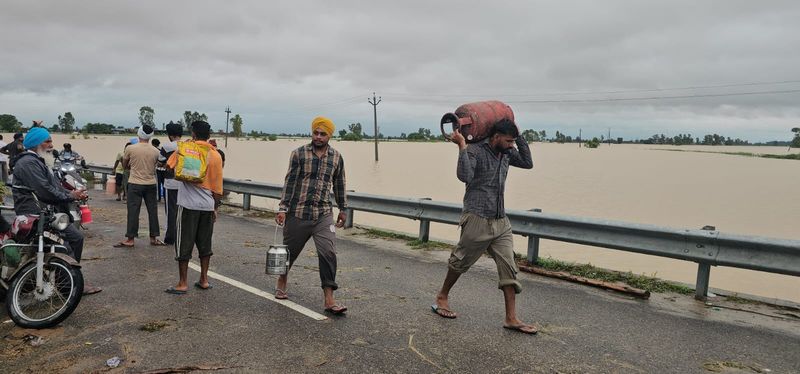 ਪਿੰਡ ਆਹਲੀ ਕਲਾਂ ਦਾ ਐਡਵਾਂਸ ਬੰਨ੍ਹ ਟੁੱਟਿਆ; 35 ਹਜ਼ਾਰ ਏਕੜ ’ਚ ਝੋਨੇ ਦੀ ਫ਼ਸਲ ਤਬਾਹ