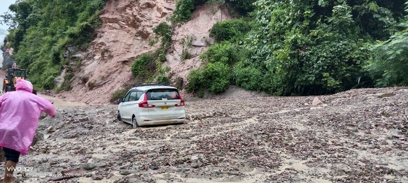 ਰੁਦਰਪ੍ਰਯਾਗ ਦੇ ਬਸੁਕੇਦਾਰ ਤੇ ਚਮੋਲੀ ਦੇ ਦੇਵਾਲ ਖੇਤਰ ਵਿਚ ਬੱਦਲ ਫਟੇ