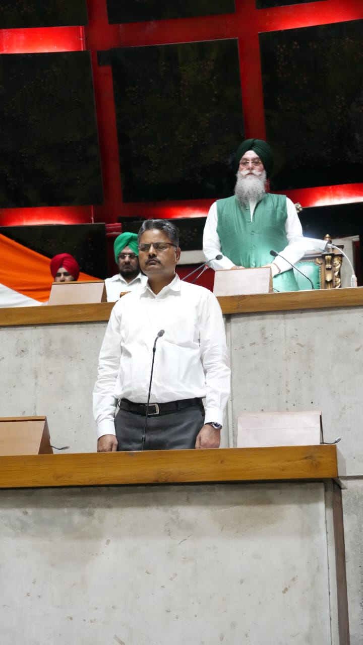 ਪੰਜਾਬ ਵਿਧਾਨ ਸਭਾ ਵੱਲੋਂ ਹੜ੍ਹਾਂ ਦੌਰਾਨ ਜਾਨ ਗਵਾਉਣ ਵਾਲੇ 59 ਨਾਗਰਿਕਾਂ ਨੂੰ ਸ਼ਰਧਾਂਜਲੀ