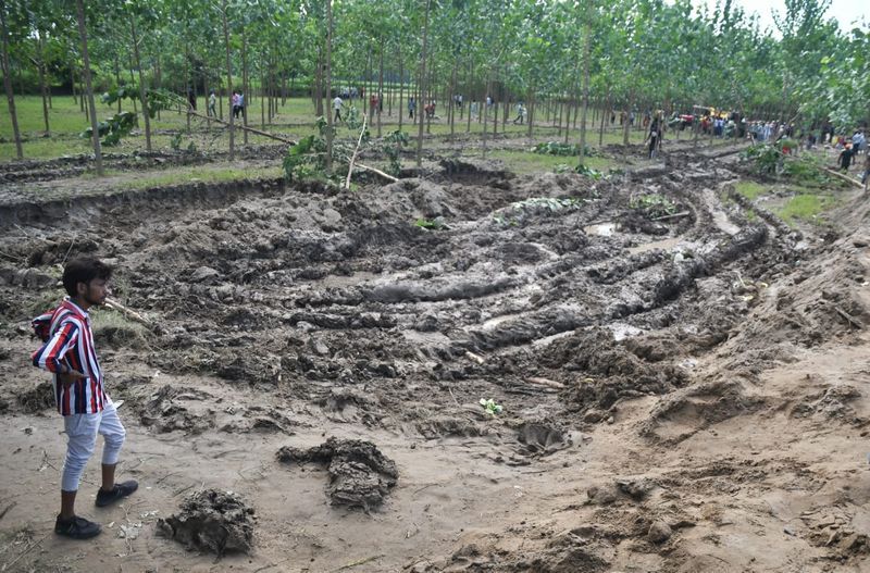 ਲੁਧਿਆਣਾ ’ਚ ਸਤਲੁਜ ਕੰਢੇ 1000 ਏਕੜ ਜ਼ਮੀਨ ਪਾਣੀ ’ਚ ਡੁੱਬੀ, ਕਿਸਾਨ ਫ਼ਸਲਾਂ ਦੇ ਹੋਏ ਨੁਕਸਾਨ ਤੋਂ ਦੁਖੀ