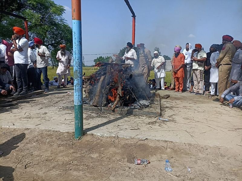 ਪੰਜ ਤੱਤਾਂ ਵਿੱਚ ਵਿਲੀਨ ਹੋਇਆ ਰਾਜਵੀਰ ਜਵੰਦਾ