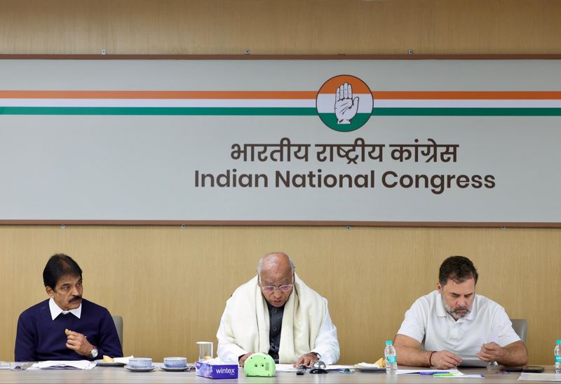 ਚੋਣ ਕਮਿਸ਼ਨ ਤੁਰੰਤ ਸਾਬਿਤ ਕਰੇ ਕਿ ਉਹ ਭਾਜਪਾ ਦੇ ਪ੍ਰਭਾਵ ਹੇਠ ਨਹੀਂ: ਕਾਂਗਰਸ