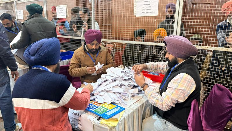 ਜ਼ਿਲ੍ਹਾ ਪਰਿਸ਼ਦ ਤੇ ਸਮਿਤੀ ਚੋਣ ਨਤੀਜੇ: ਨੌਸ਼ਹਿਰਾ ਪੰਨੂੰਆਂ ਵਿੱਚ ਹੁਣ ਤੱਕ 820 ਵੋਟਾਂ ਰੱਦ, 357 ਨੇ ਨੋਟਾ ਨੂੰ ਪਾਈ ਵੋਟ