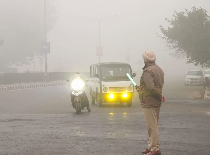 ਪੰਜਾਬ ਤੇ ਹਰਿਆਣਾ ’ਚ ਸੰਘਣੀ ਧੁੰਦ ਦਾ ਕਹਿਰ; 4.8 ਡਿਗਰੀ ਨਾਲ ਹੁਸ਼ਿਆਰਪੁਰ ਰਿਹਾ ਸਭ ਤੋਂ ਠੰਢਾ