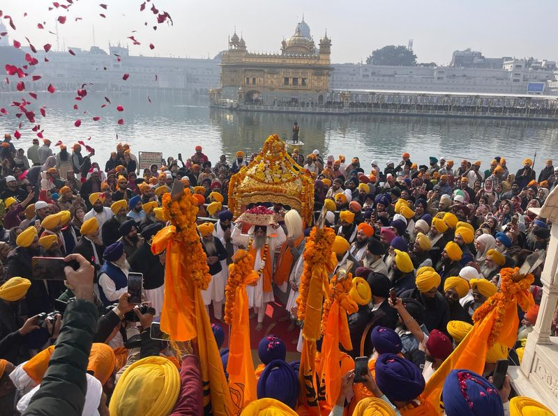 ਸ੍ਰੀ ਗੁਰੂ ਗੋਬਿੰਦ ਸਿੰਘ ਜੀ ਦੇ ਪ੍ਰਕਾਸ਼ ਪੁਰਬ ਦੇ ਸਬੰਧ ’ਚ ਸ੍ਰੀ ਅਕਾਲ ਤਖ਼ਤ ਸਾਹਿਬ ਤੋਂ ਨਗਰ ਕੀਰਤਨ