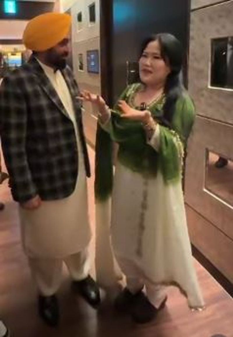 ਜਦੋਂ ਕੋਰਿਆਈ ਮਹਿਲਾ ਦੀ ‘ਪੰਜਾਬੀ’ ਸੁਣ ਕੇ ਭਗਵੰਤ ਮਾਨ ਹੱਕੇ ਬੱਕੇ ਰਹਿ ਗਏ, ਮੁੱਖ ਮੰਤਰੀ ਨੇ ਕਿਹਾ ‘ਸਾਡੀ ਪਛਾਣ’