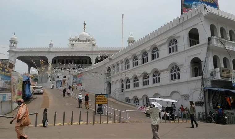 ਸ੍ਰੀ ਆਨੰਦਪੁਰ ਸਾਹਿਬ ਦੇ ‘ਹੈਰੀਟੇਜ ਸਟ੍ਰੀਟ’ ਪ੍ਰੋਜੈਕਟ ’ਤੇ ਇੱਕ ਹੋਰ ਰੁਕਾਵਟ: SGPC ਦੇ ਇਤਰਾਜ਼ ਮਗਰੋਂ 25 ਕਰੋੜ ਦਾ ਬਜਟ ਖ਼ਤਮ ਹੋਣ ਦਾ ਖ਼ਤਰਾ