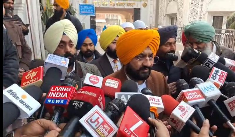 ਕੈਬਨਿਟ ਮੰਤਰੀ ਤਰੁਣਪ੍ਰੀਤ ਸਿੰਘ ਸੌਂਦ ਅਕਾਲ ਤਖਤ ਅੱਗੇ ਪੇਸ਼