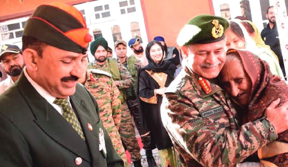 ਪੁਣਛ ਵਿੱਚ ਪੁਰਾਣੇ ਦੋਸਤ ਨੂੰ ਫੌਜ ਮੁਖੀ ਦਾ ਅਚਾਨਕ ਦੌਰਾ