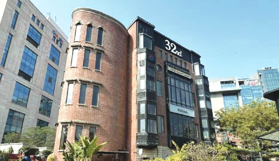 ਦਿੱਲੀ ਦੀ ਅਦਾਲਤ ਨੇ 32ਵੇਂ ਮਾਈਲਸਟੋਨ ਦੇ ਪ੍ਰਮੋਟਰਾਂ ਵਿਰੁੱਧ ਪਟੀਸ਼ਨ 'ਤੇ ਪੁਲਿਸ ਰਿਪੋਰਟ ਮੰਗੀ