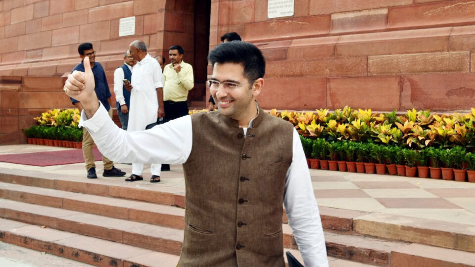 MP ਰਾਘਵ ਚੱਢਾ ਵੱਲੋਂ ਰੋਪੜ ਦੇ ਪਿੰਡ ਨੂਰਪੁਰ ਬੇਦੀ 'ਚ ਇੰਡੋਰ ਖੇਡ ਸੁਵਿਧਾ ਲਈ 1 ਕਰੋੜ MPLAD ਫੰਡ ਕੀਤਾ ਅਲਾਟ