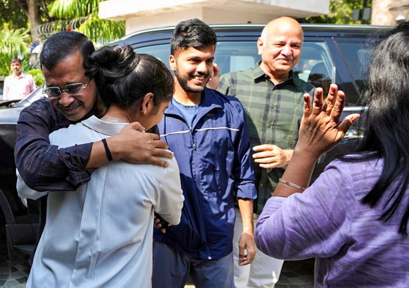 ਕੋਰਟ ਨੇ ਕੇਜਰੀਵਾਲ, ਸਿਸੋਦੀਆ ਨੂੰ ਜਵਾਬ ਦੇਣ ਲਈ ਸਮਾਂ ਦਿੱਤਾ