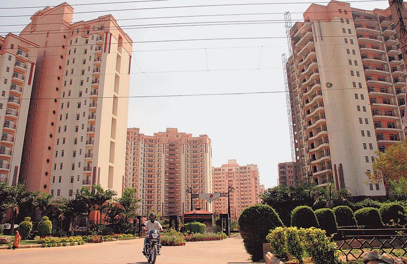 ਬਿਲਡਰ ਦੀ 40 ਕਰੋੜੀ ਮੁਆਫ਼ੀ ’ਤੇ ਸੁਆਲ ਉੱਠੇ