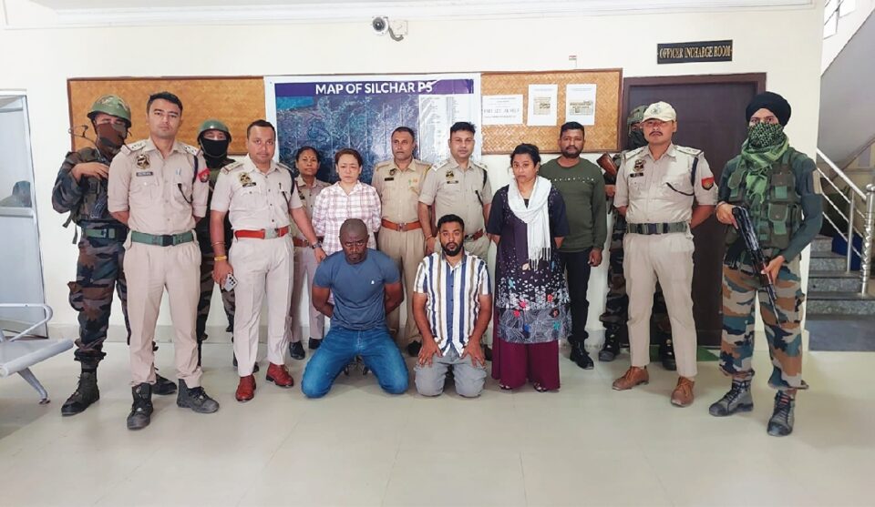 ਅਸਾਮ ਰਾਈਫਲਾਂ ਨੇ ਸਿਲਚਰ ਵਿੱਚ ਅੰਤਰਰਾਜੀ ਟਾਊਟ ਨੈੱਟਵਰਕ ਦਾ ਪਰਦਾਫਾਸ਼ ਕੀਤਾ, ਚਾਰ ਗ੍ਰਿਫ਼ਤਾਰ