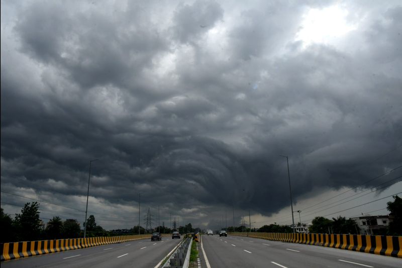 ਅਗਲੇ 24 ਘੰਟਿਆਂ ਦੌਰਾਨ ਮੀਂਹ, ਗੜੇਮਾਰੀ ਅਤੇ ਤੇਜ਼ ਹਵਾਵਾਂ ਦਾ ਅਲਰਟ