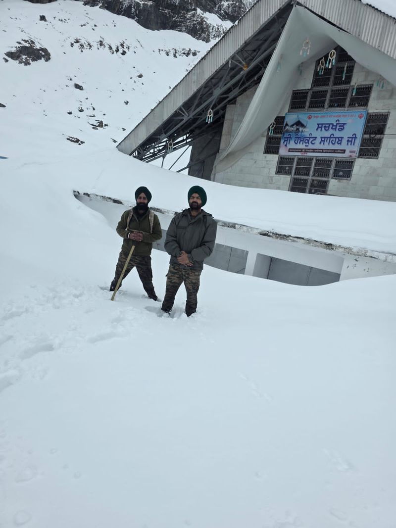 ਸ੍ਰੀ ਹੇਮਕੁੰਟ ਸਾਹਿਬ ਦੀ ਯਾਤਰਾ ਲਈ ਤਿਆਰੀਆਂ ਤੇਜ਼: ਫ਼ੌਜ ਦੇ ਜਵਾਨਾਂ ਤੇ ਵਲੰਟੀਅਰਾਂ ਨੇ ਕੀਤੀ ਰੂਟ ਦੀ ਰੇਕੀ