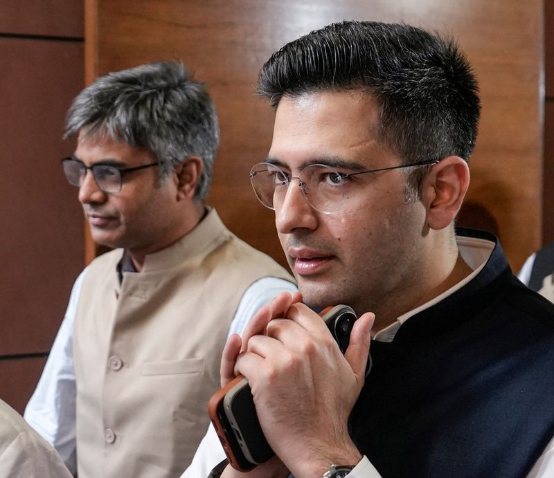 ਰਾਜ ਸਭਾ ਮੈਂਬਰਾਂ ਦੇ ਬਾਗੀ ਹੋਣ ਮਗਰੋਂ ‘ਆਪ’ ਨੂੰ ਵਿਧਾਇਕਾਂ ਦੇ ਟੁੱਟਣ ਦਾ ਡਰ; ਪੰਜਾਬ ਇਕਾਈ ’ਚ ਹਲਚਲ