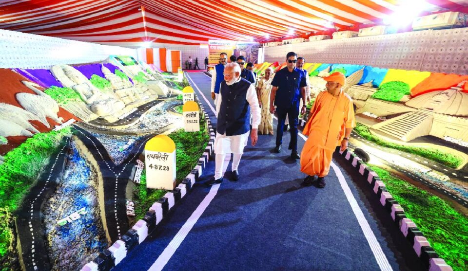 ਪ੍ਰਧਾਨ ਮੰਤਰੀ ਨੂੰ ਪੱਛਮੀ ਬੰਗਾਲ ਵਿੱਚ ਜਿੱਤ ਦਿਖਾਈ ਦਿੰਦੀ ਹੈ