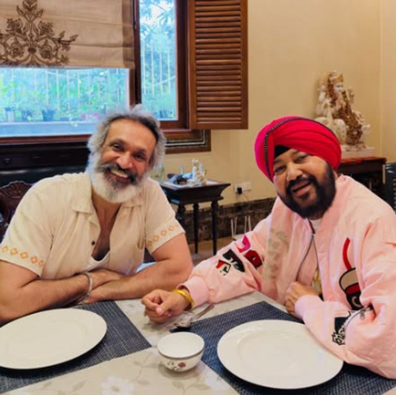 ਧੁਰੰਧਰ ਦੇ ਪੁਤਲਾ ਬਿਮਲ ਓਬਰਾਏ ਨੇ ਆਪਣਾ ਮਤਲ ਦਾ ਸਿਹਰਾ ਦਲ ਮਹਿੰਦੀ ਸਿਰਿਆ