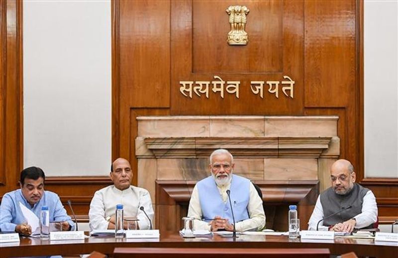 2029 ਦੀਆਂ ਚੋਣਾਂ ਤੱਕ 33 ਫ਼ੀਸਦੀ ਮਹਿਲਾ ਰਾਖਵਾਂਕਰਨ ਲਾਗੂ ਕਰਨ ਲਈ ਕਾਨੂੰਨਾਂ 'ਚ ਸੋਧਾਂ ਕਰਨ ਦੀ ਤਿਆਰੀ