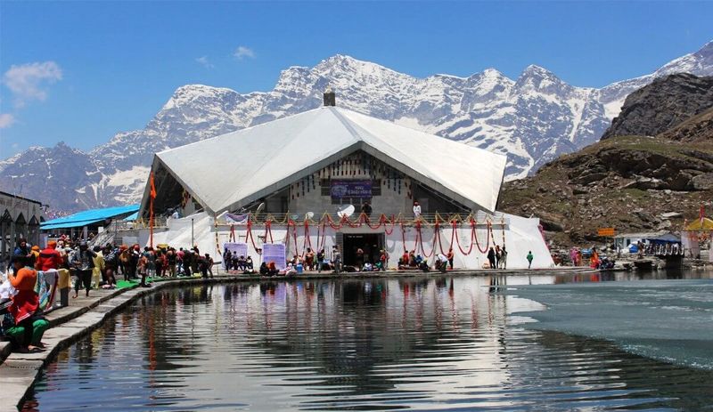ਸ੍ਰੀ ਹੇਮਕੁੰਟ ਸਾਹਿਬ ਦੀ ਸਾਲਾਨਾ ਯਾਤਰਾ ਦਾ ਆਗਾਜ਼; ਰਿਸ਼ੀਕੇਸ਼ ਤੋਂ ਪੰਜ ਪਿਆਰਿਆਂ ਦੀ ਅਗਵਾਈ ਹੇਠ ਪਹਿਲਾ ਜੱਥਾ ਰਵਾਨਾ