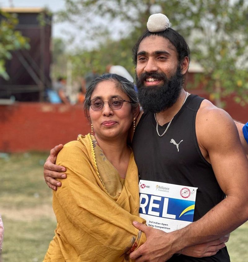 ‘ਅੱਜ ਤੁਸੀਂ ਟੀਵੀ ਬੰਦ ਕਰ ਰਹੇ ਹੋ, ਇੱਕ ਦਿਨ ਮੈਨੂੰ ਟੀਵੀ ’ਤੇ ਦੌੜਦਿਆਂ ਵੇਖੋਗੇ’: ਗੁਰਿੰਦਰਵੀਰ ਦੀ ਬਚਪਨ ਦੀ ਕਹਾਣੀ ਸੁਣ ਕੇ PM Modi ਦੇ ਚਿਹਰੇ ’ਤੇ ਆਈ ਮੁਸਕਾਨ